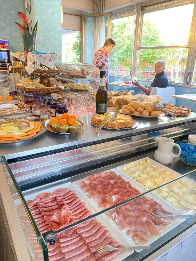 Hotel Tilly Cesenatico Εξωτερικό φωτογραφία