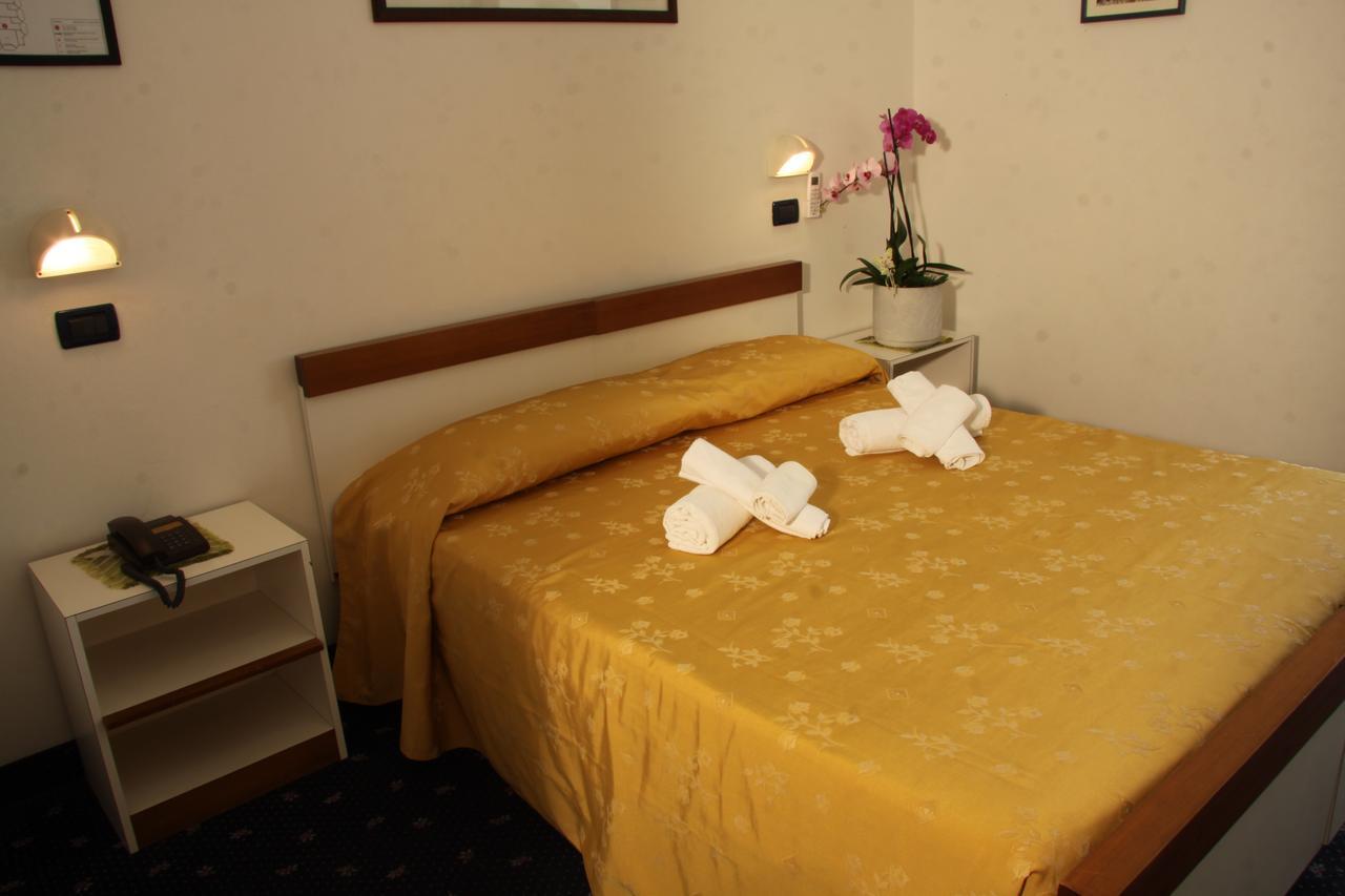 Hotel Tilly Cesenatico Εξωτερικό φωτογραφία